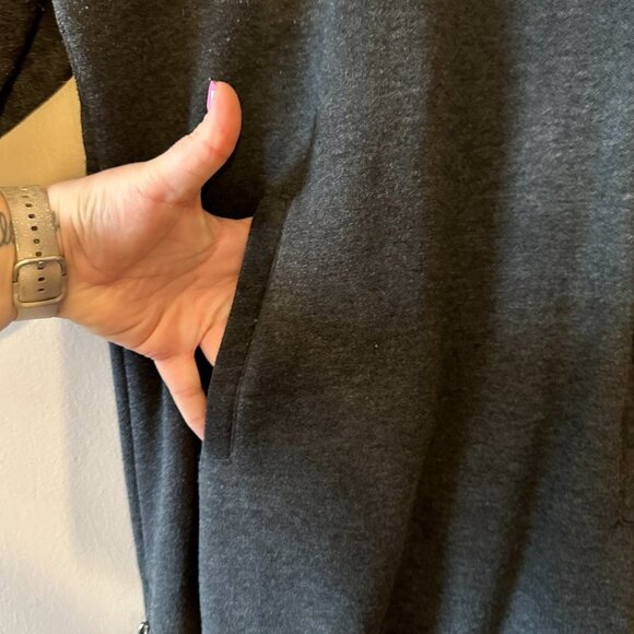 Women's XL Fabletics Elena Sweater Dress Heathered Black Sporty Chic - Picture 6 of 9